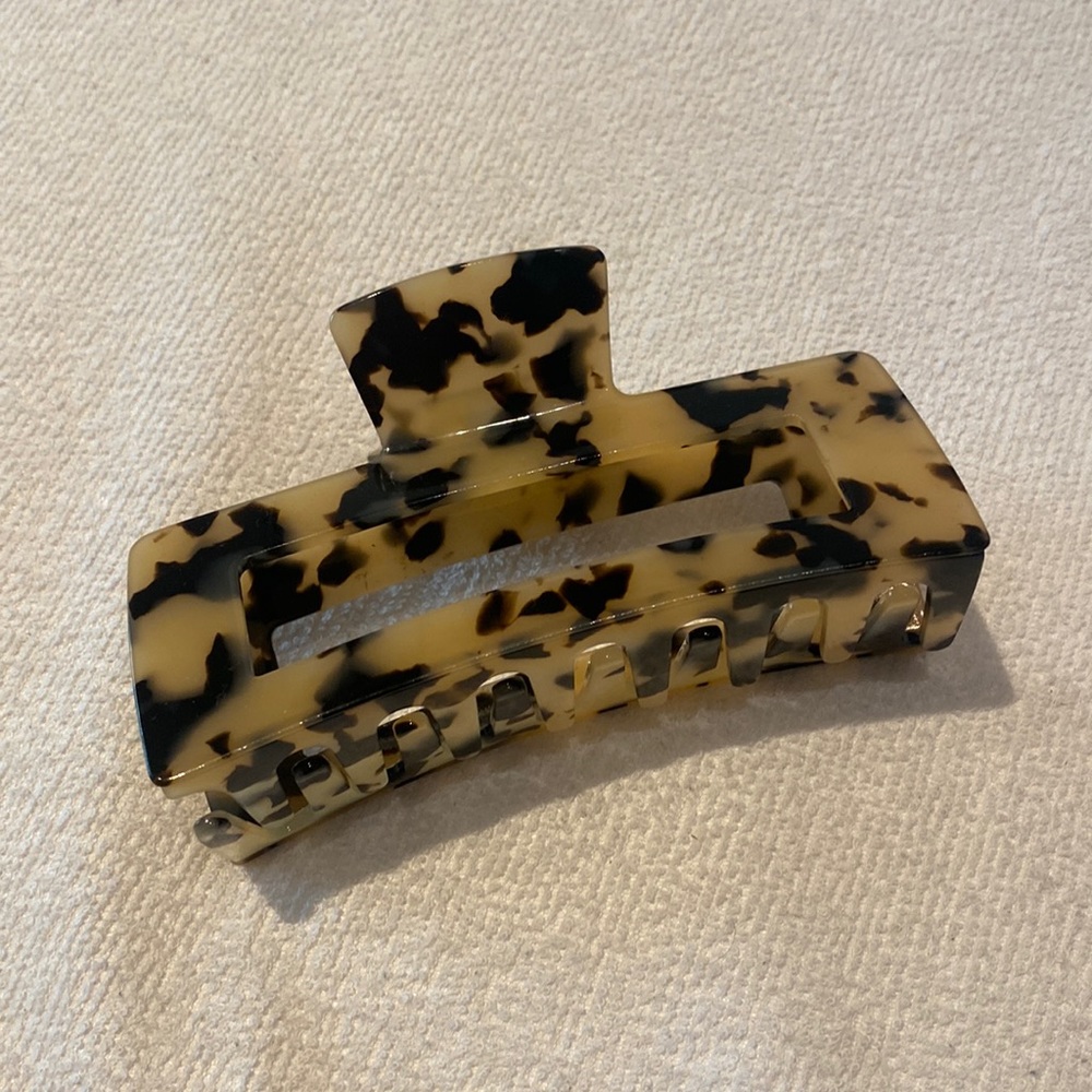 Kov Daily Clip, Size L, Blonde Tortoise